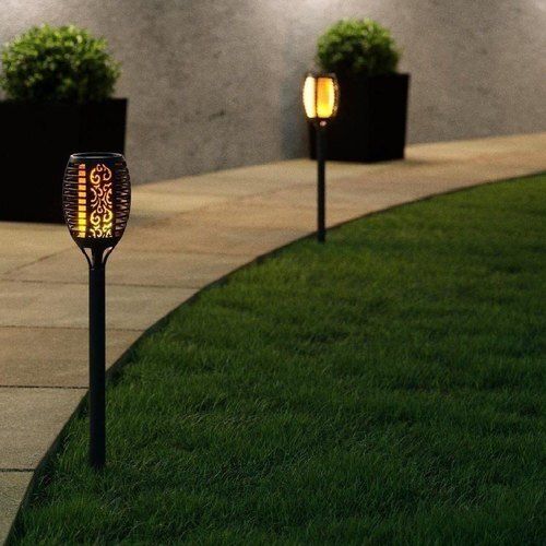 Stainless Steel Golden Yellow Beautiful Look Solar Light For Garden 