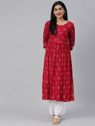 Women's Attractive And 3/4th Sleeves Party Wear Printed Cotton Red Kurti