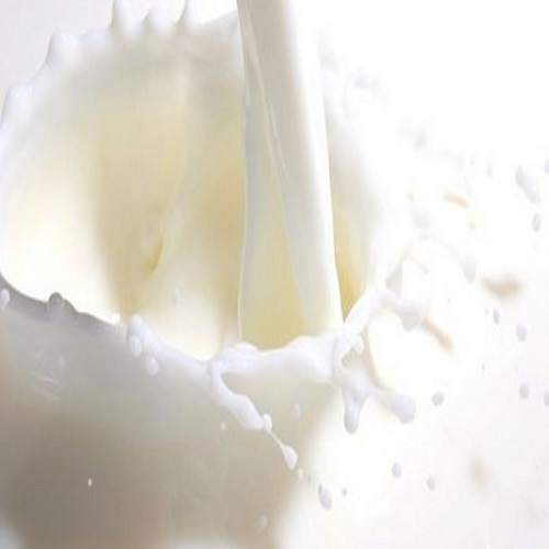 Farm Fresh Raw Milk - White Color, Original Flavor , Nutrient-Rich for All Ages, High Calcium Benefits, Antioxidant Loaded, Low-Calorie Option, Vacuum Packed for Freshness