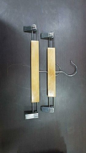 Wooden Clip Hanger With High Weight Bearing Capacity