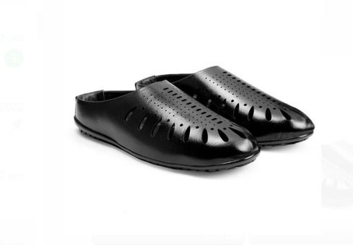 Comfortable And Stylish Leather Material Light Weight Black Sandal For Men Heel Size: Flat