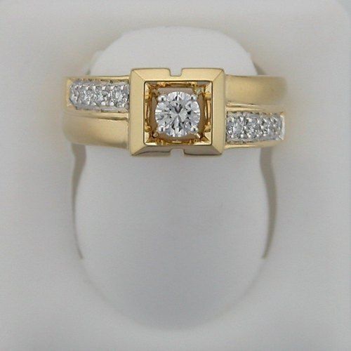 Party Wear Regular Fit Light Weighted Skin-Friendly Breathable Designer Gold Diamond Ring