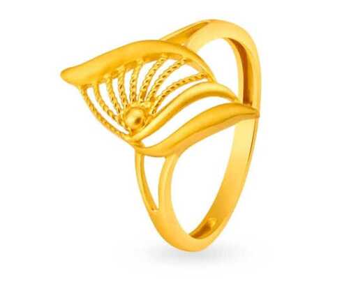 Designer Gold Ring Yellow Color