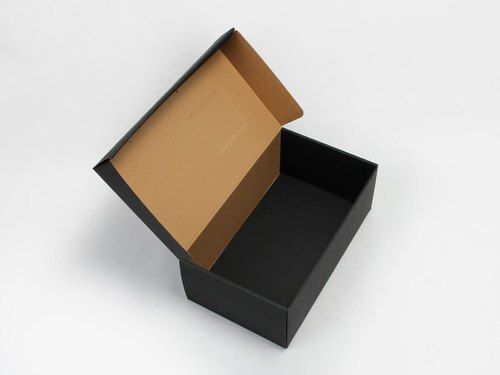 Rectangular Shape Easy To Use Light Weight Black Plain Corrugated Packaging Box