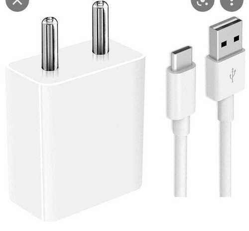 सी टाइप व्हाइट मोबाइल चार्जर विभिन्न मॉडल डिज़ाइन में उपलब्ध है: बार