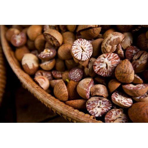 Plam Tree Medium-Sized Straight Dried Raw Brown Split Betel Nut, 1kg