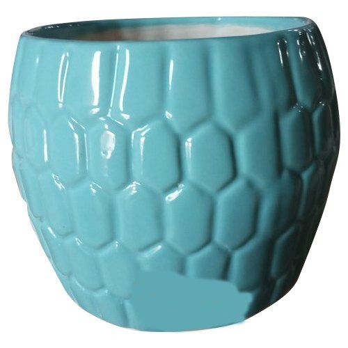 Hard Structure Perfect Shape Attractive Design Fine Finish Ceramic Pots