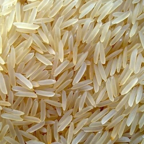 नेचुरल और हेल्दी फ्रेश रिच इन अरोमा मीडियम ग्रेन सफ़ेद बासमती चावल
