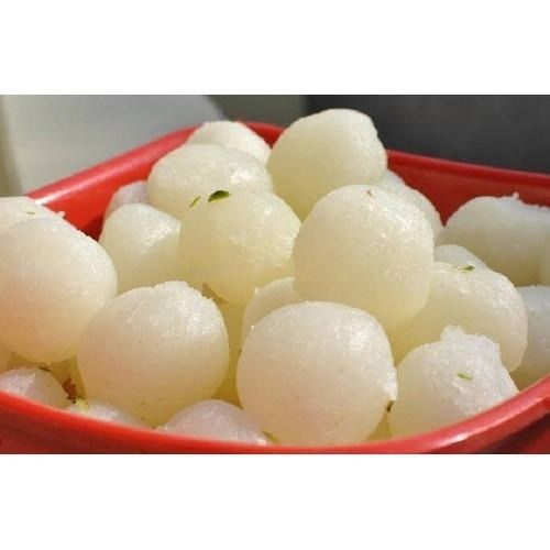 Pack Of 1 Kg Size Delicious Fresh Hand Made Small Sized White Rasgulla