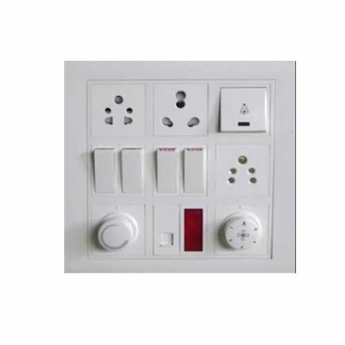 3 Pin Socket Polycarbonate Electrical Modular Switchboards