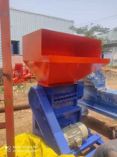 Plastic Shredder with Sturdy Design