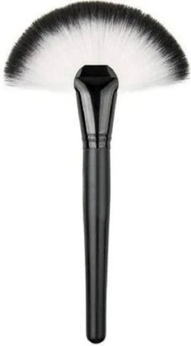 सेमी-ऑटोमैटिक 8 इंच लंबाई वाले सफ़ेद और काले रंग के स्मूथ फ़िनिश मेकअप ब्रश