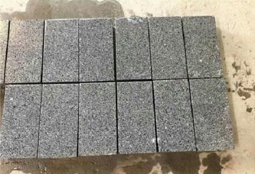 75 Mm Thick Rectangular Shape Black Stone Solid Bricks General Medicines