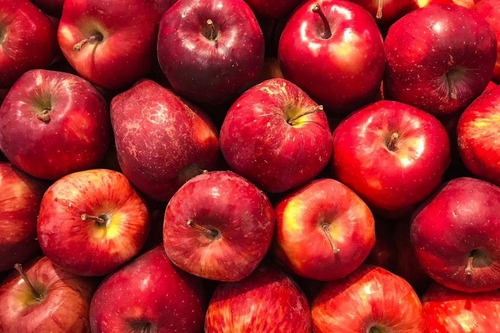 1 Kilogram A Grade Round Medium Size Fresh Sweet Red Apples