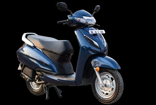 Decent Blue Metallic Honda Activa 6G Scooter, Fuel Tank Capacity