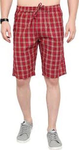 Comfortable And Stylish Look With Back Pockets Red Printed Shorts For Men