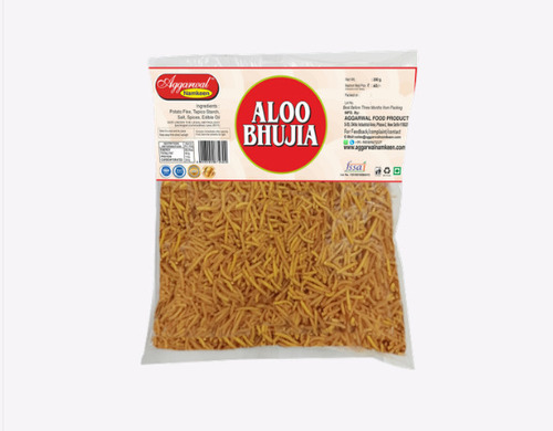 स्वास्थ्यवर्धक और स्वादिष्ट भारतीय स्नैक्स मसालेदार नमकीन आलू भुजिया नमकीन