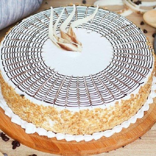 Round Delicious Sweet Natural Taste Hygienically Packed Butterscotch Cake