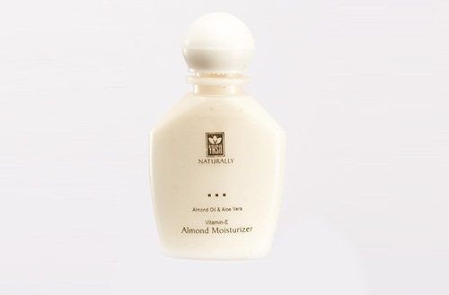 Almond Oil And Alma Based Body Moisturising Lotion