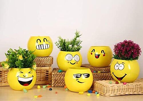 Apple Decorative Tabletop Emoji Planter Pot For Home And Offices