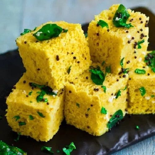 200 Gram Weight Yellow Sweet And Bitter Taste Dhokla