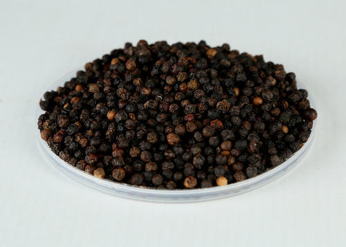 100% Pure Aromatic And Flavourful Naturally Grown Dried Spicy Black Pepper