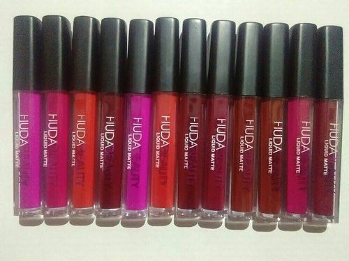 Multicolor Natural Huda Beauty Liquid Lipstick, For Personal, Packaging Size: 5 ml