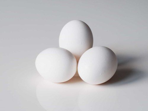Healthy Farm Fresh Indian Origin Naturally Grown Vitamins Rich White Poultry Eggs