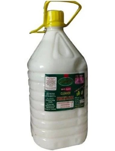 Pack Of 5 Liters 99 % Pure Liquid Form White Phenyl 