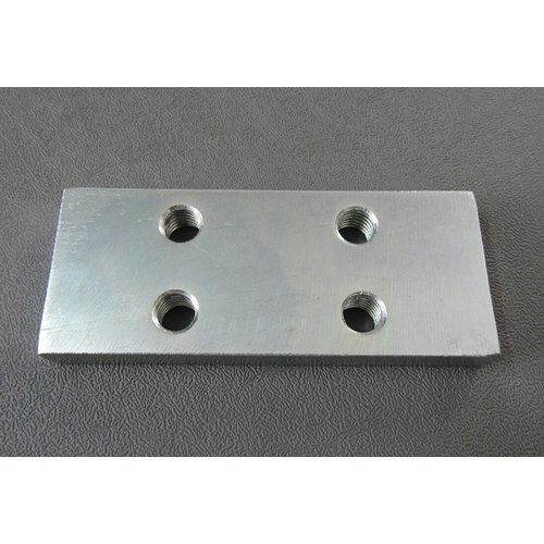 Rectangular Shape Silver Color Stainless Steel Corrosion Resistant Weather Friendly Retainer Plate Lighting: Yes