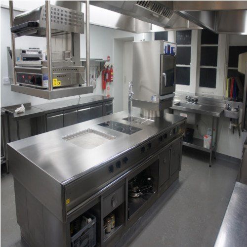 Pvc Stainless Steel Silver Hotel Kitchen Equipment For Industrial