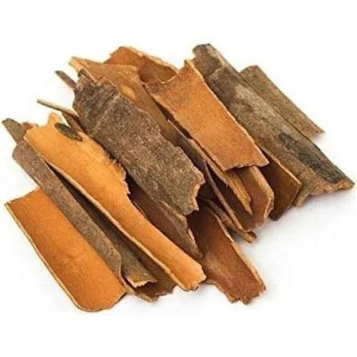 A Grade Natural And Pure Dried Raw Cinnamon Stick With High Nutritious Value