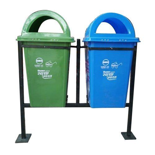 Reusable Rectangular Standing Plastic Dustbin Cavity Quantity: Single