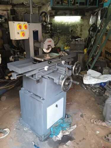 Manual Surface Grinding Machine, 2800 Rpm Max. Grinding Wheel Speed