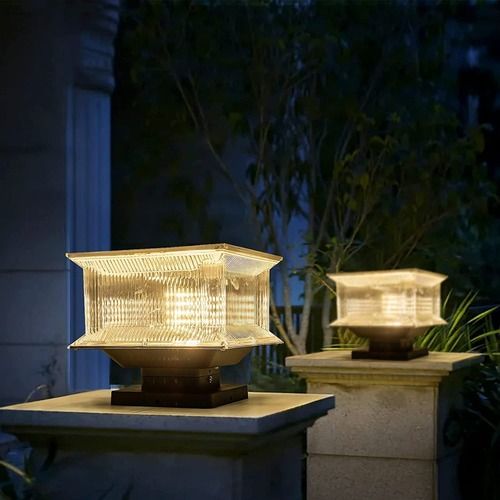 Golden 15W Waterproof Decorative Glass Outdoor Solar Garden Post Cap Light