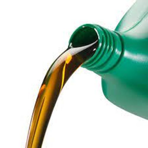 Synthetic Oils Preventing Leaks A Mixture Of Mineral Semi Synthetic Engine Oil 