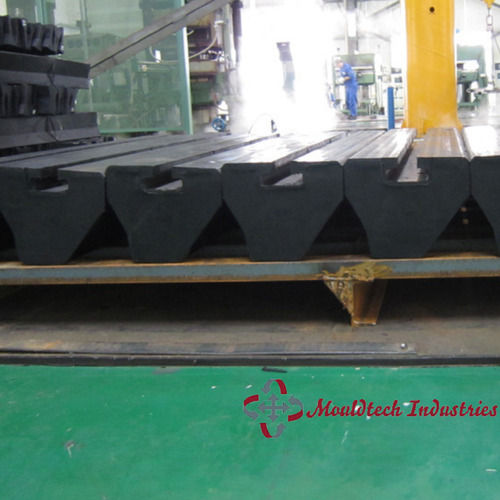 Wear Resistant Rubber Liner - Mouldtech Industries