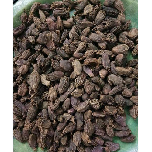 Natural Sun Dried Black Cardamom With Elongated Shape For Cooking