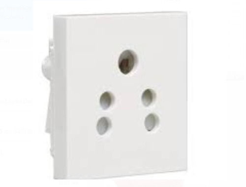 6 Ampere 220 Voltage Ip54 Ratting Square Polycarbonate Body 5 Pin Socket