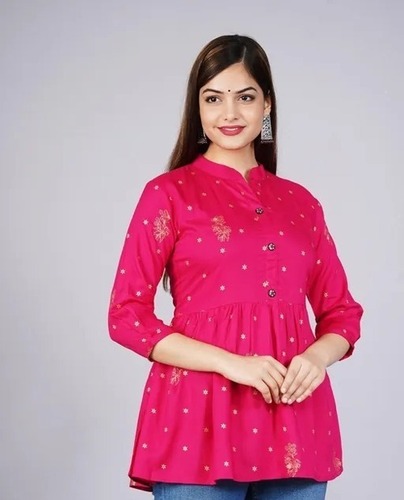 पर्यावरण के अनुकूल कैज़ुअल वियर आरामदायक धोने योग्य स्टाइलिश और फैंसी पिंक (गुलाबी) प्रिंटेड कॉटन गर्ल्स टॉप