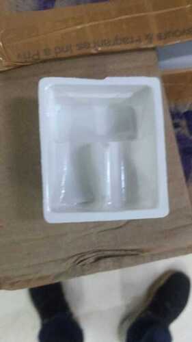 Square Shape Pharmaceutical Injection Packaging Plain White Plastic Trays