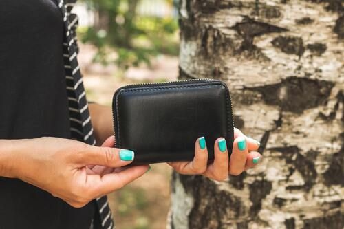 Cotton Plain Black Leather Wallet For Ladies With Multiple Compartment