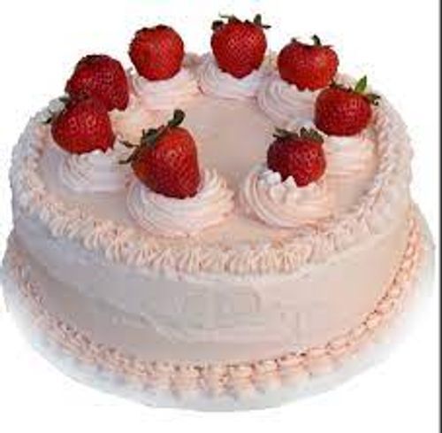 Delicious And Tasty Creamy Sweet Soft Round Shaped Fresh Strawberry Cake 500 Grams