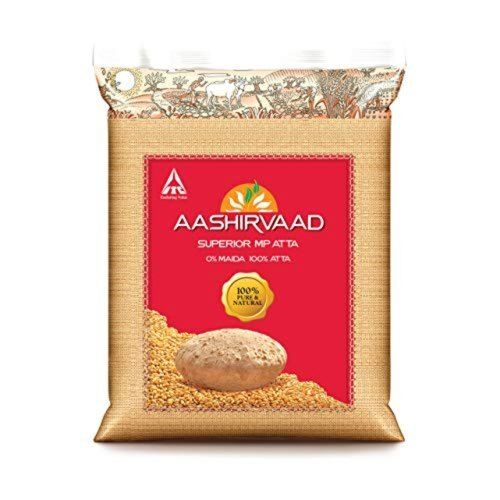 Premium Grade Protein Rich White Whole Wheat Aashirvaad Atta , Pack Of 1 Kg