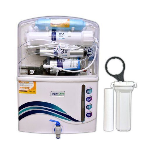 100% Pure 220 Volt Electric Power 10 Liter Storage Capacity Water Purifier Installation Type: Wall Mounted