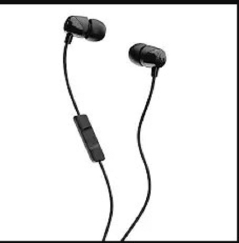 Rubber And Plastic Body 2 Meter Length Wired Earphone - Rubber and Plastic, 2 Meter Length, Black | Lightweight, Comfortable, Sports-Friendly Design