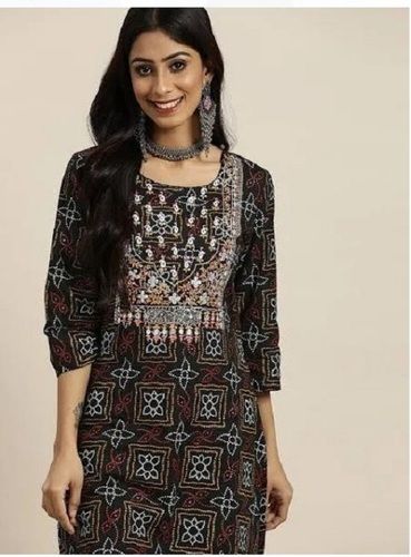 Multi Color Stylish And Comfortable 3/4 Sleeves Printed Pure Cotton Ladies Kurta 