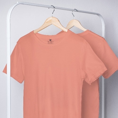 शॉर्ट स्लीव और प्लेन पैटर्न में राउंड नेक कैज़ुअल वियर टी शर्ट्स