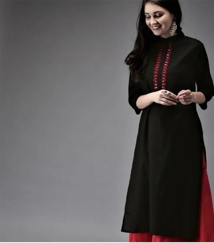 हाउसहोल्ड थ्री फोर्थ स्लीव स्टाइलिश और कैज़ुअल वियर एम्ब्रॉयडरी पैटर्न रेयॉन कुर्ती