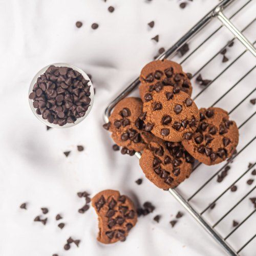 1 Kilogram Round Shape Sweet And Delicious Chocolate Chip Cookies  Age Group: Adults